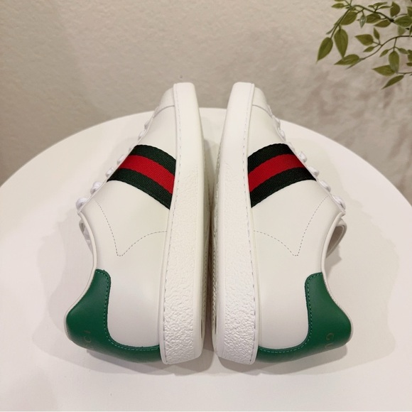Gucci x Disney Womens ACE Donald Duck Patch White Sneaker Size 36 New in Box - Picture 6 of 11